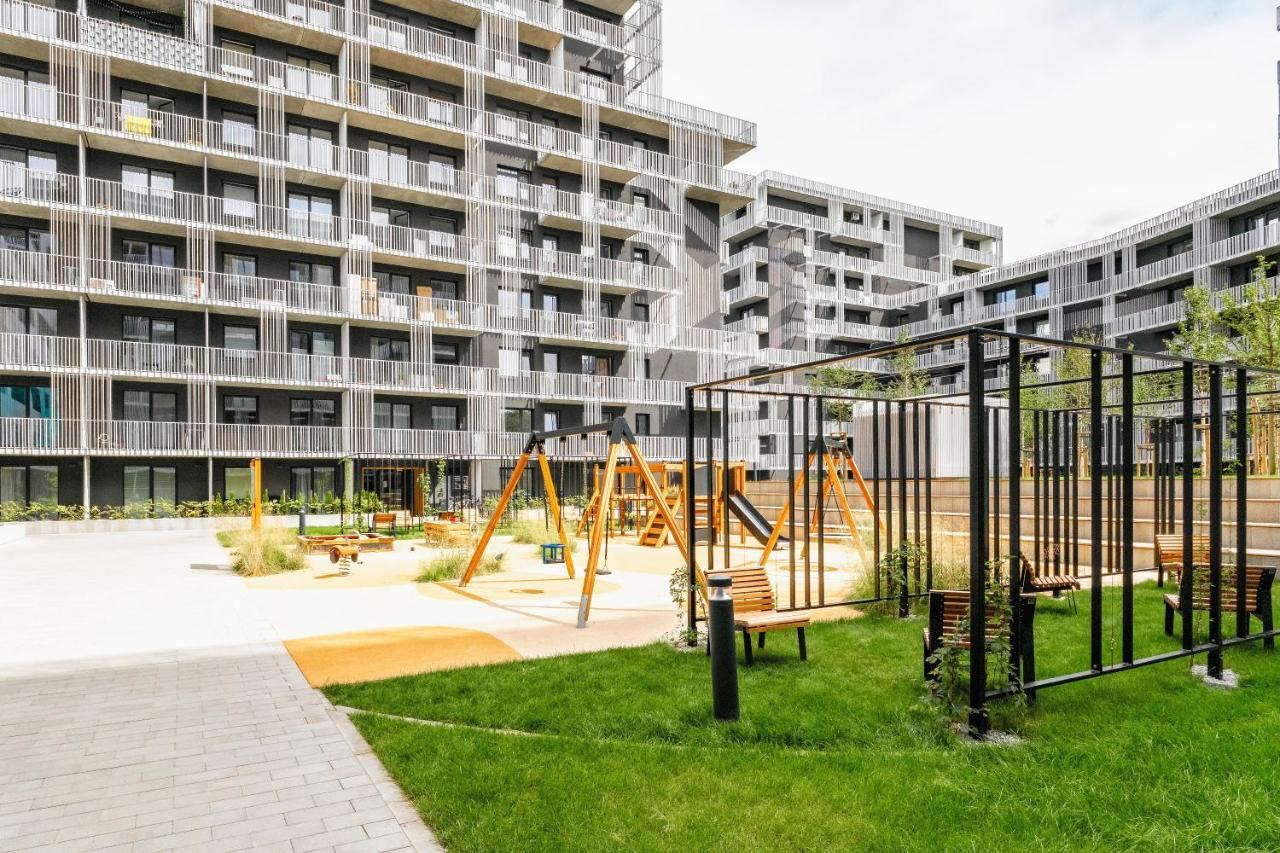 Mieszkanie Z Mini Ogrodkiem Hamak Brazylijski Warszawa Exteriör bild